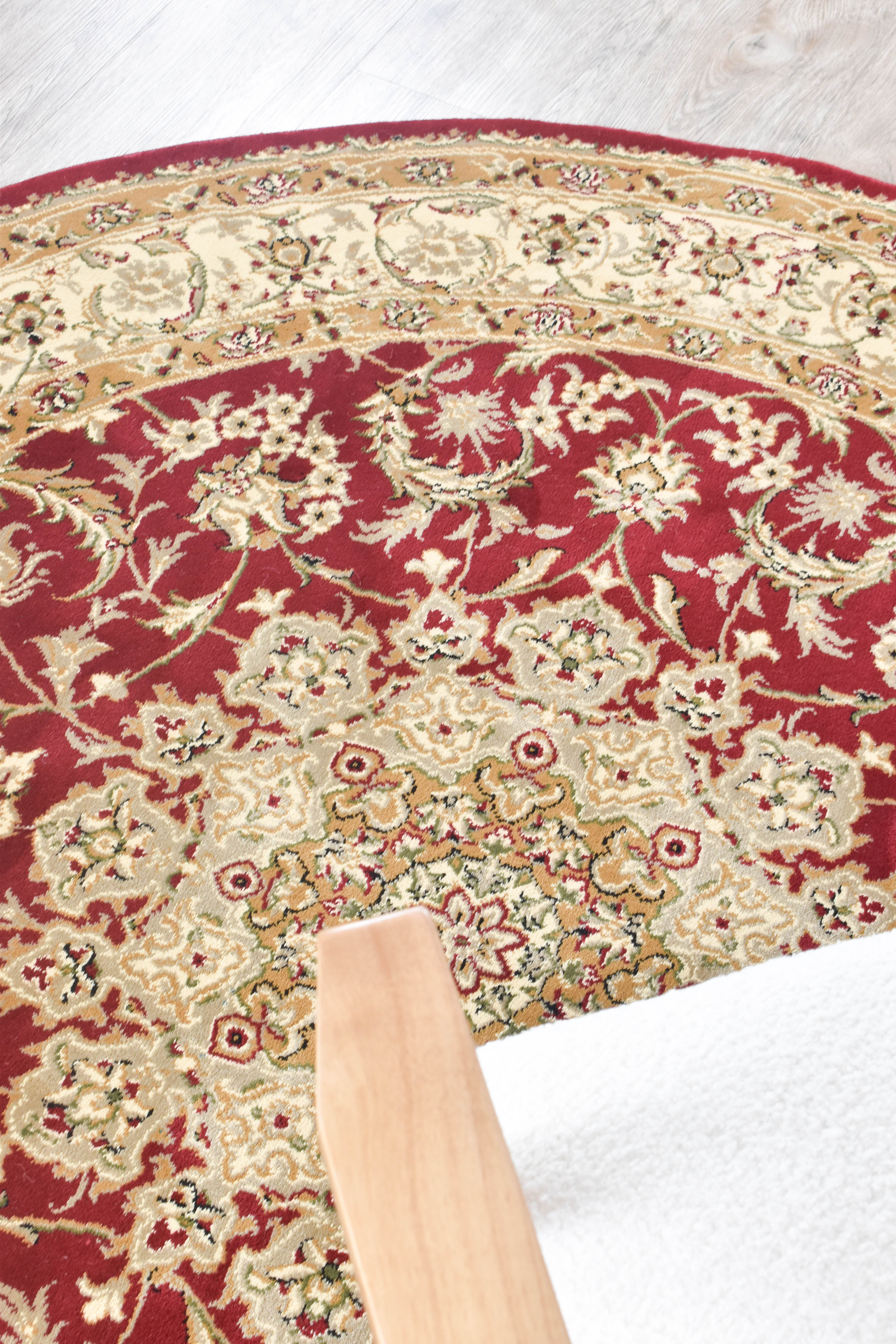 Exquisite 15-inch Red Granada Traditional Turkish Rug