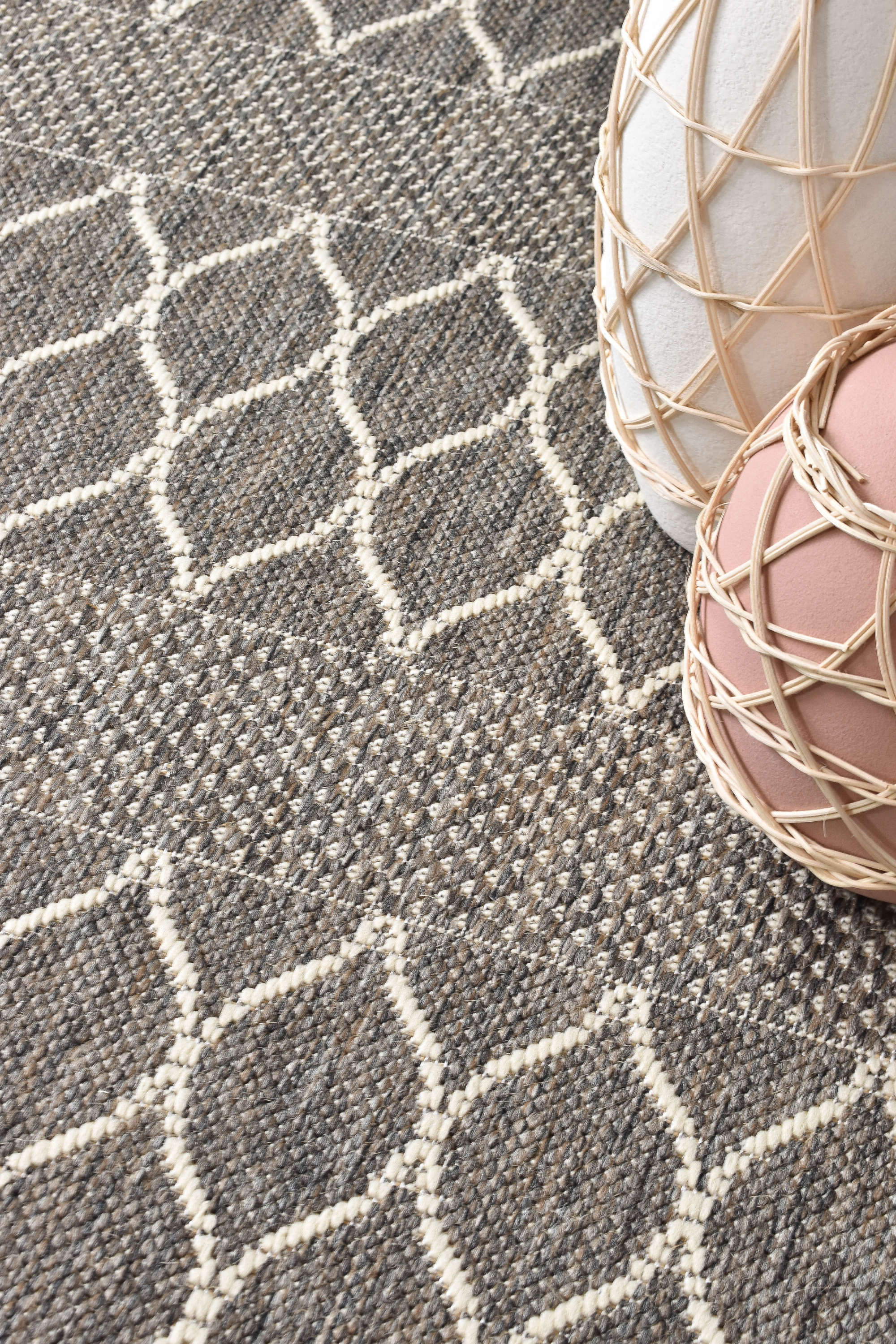 Durable Brown Alaska Runner Rug 6826 - W71E for Indoors & Outdoors