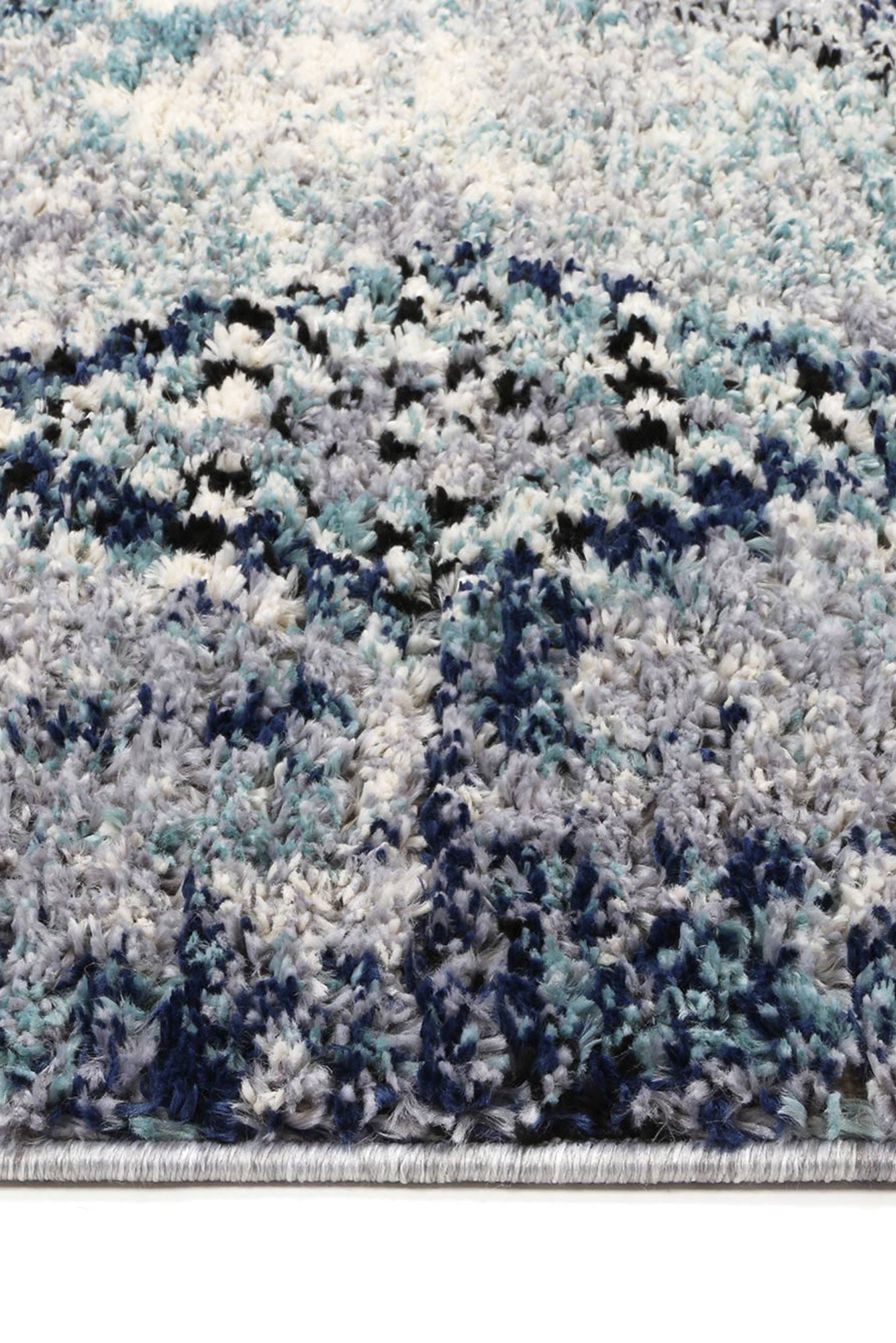 Myk Navy Blue Diamond Rug - Ideal for Scandinavian Decor