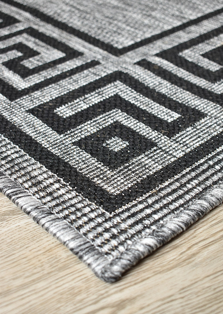 Affordable Alaska Light Gray Machine - Made Polypropylene Rug for Indoor & Outdoor Use