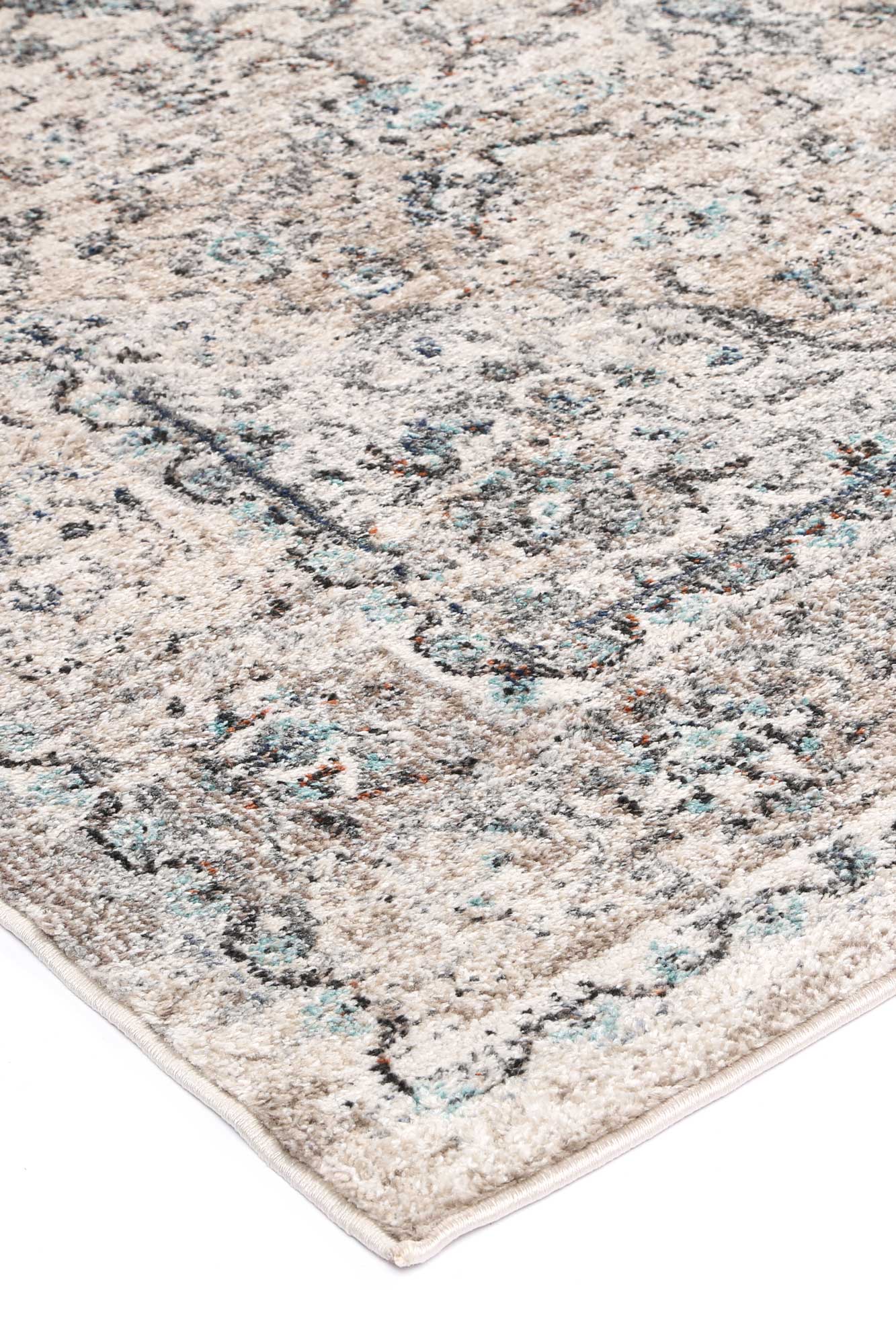 Ezra Grey Durable Traditional Rug with Intricate Oriental Patterns