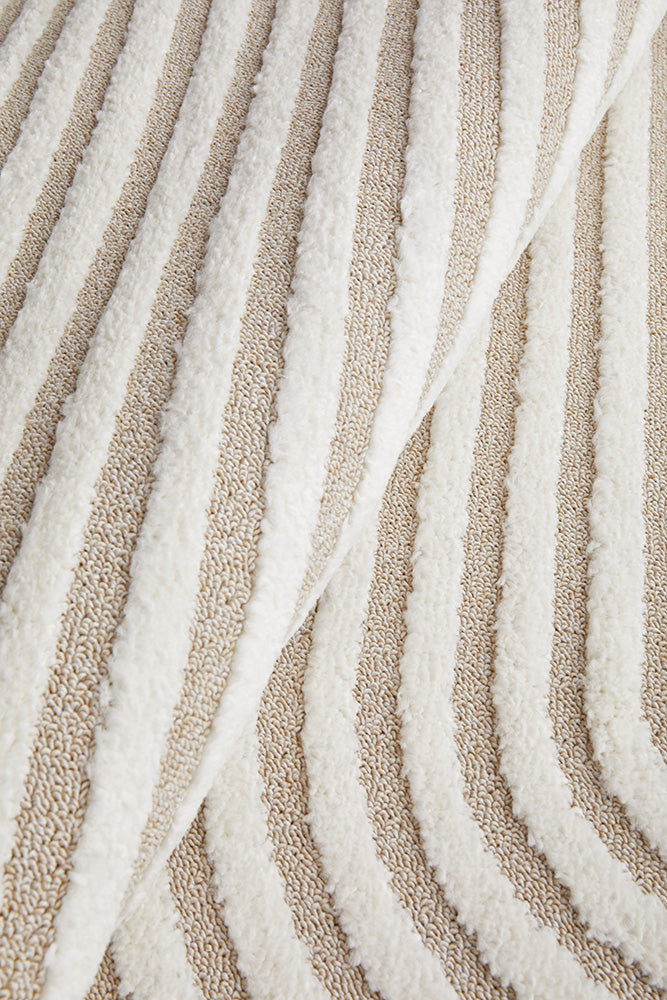 Special Offer! Carl Mixed Polypropylene Power Loomed Lotus Rug for Modern Spaces
