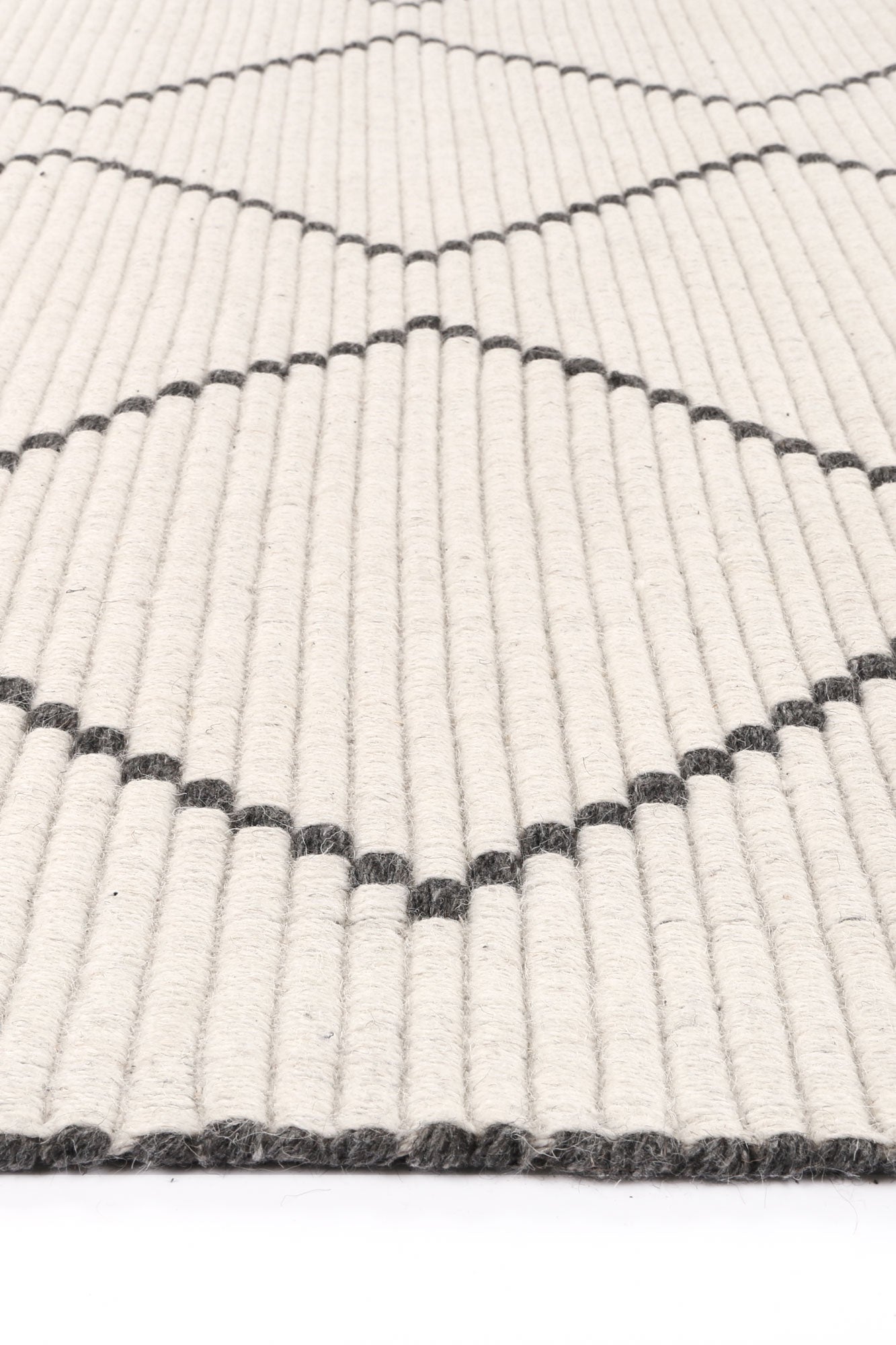 Anjuna Cream Zig-Zag Wool Blend Rug - Exclusive Offer