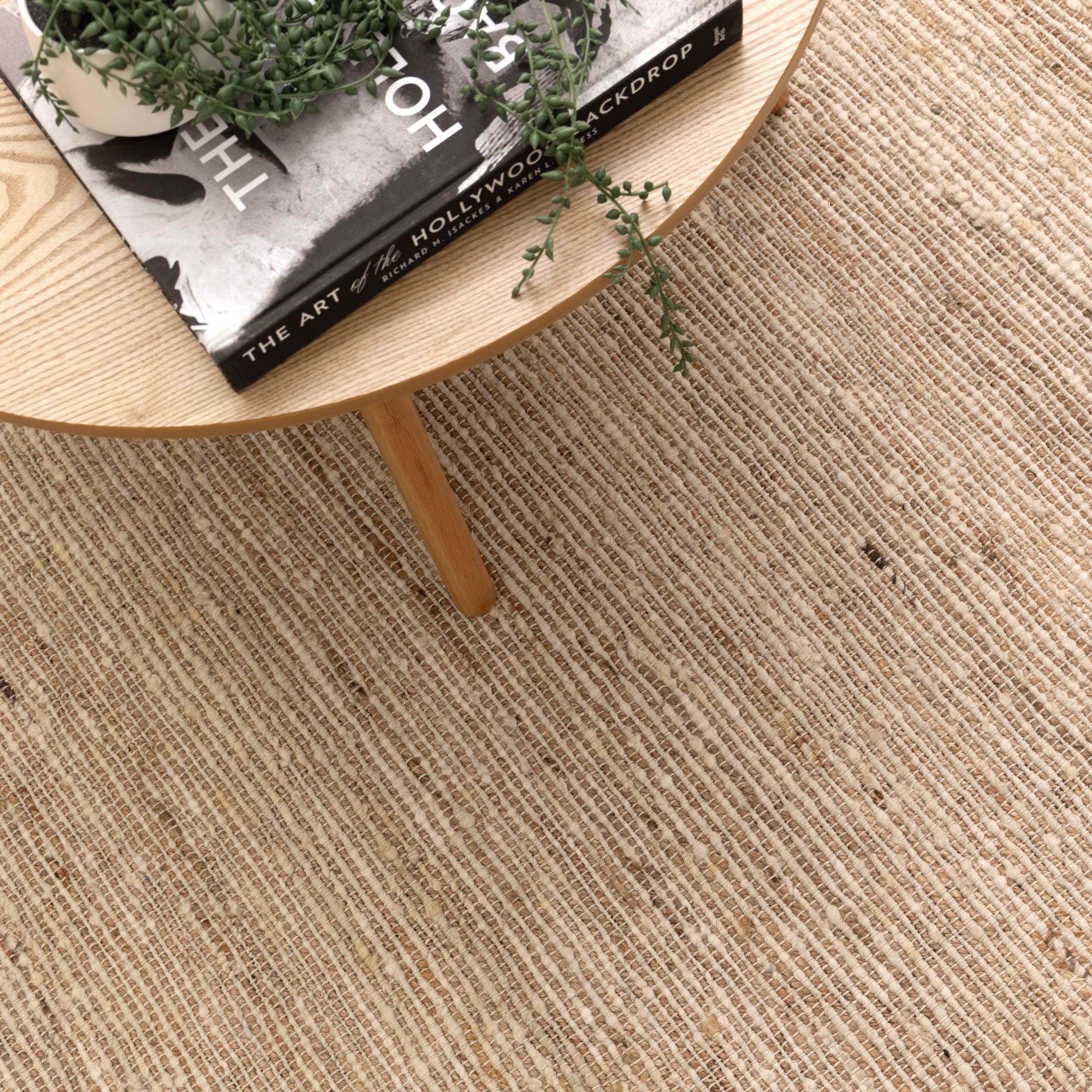 Luxurious Hand - woven Mackay Beige Wool & Jute Reversible Rug for Modern Coastal Homes
