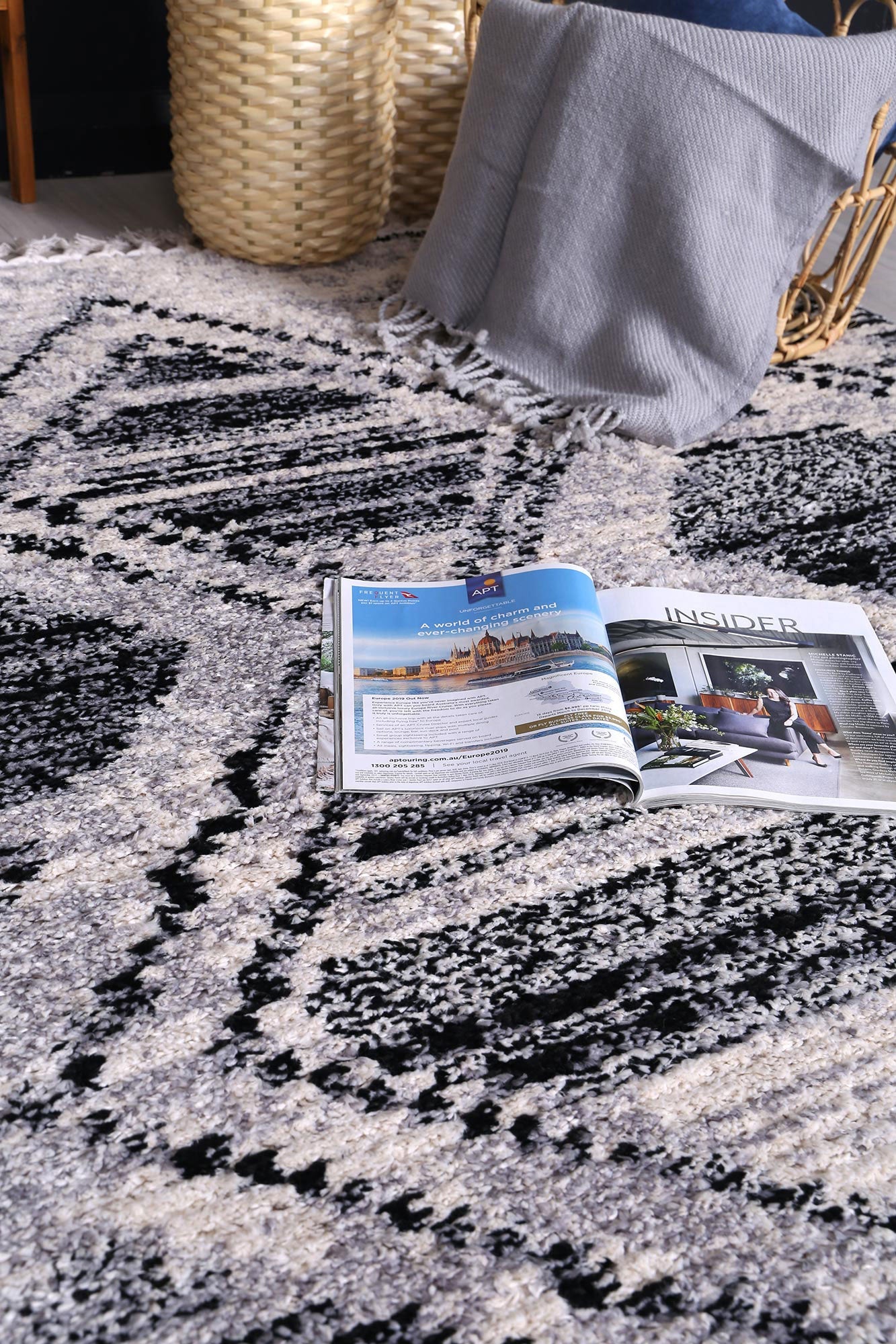 Myk Black & White Diamond Rug - Durable and Easy to Clean