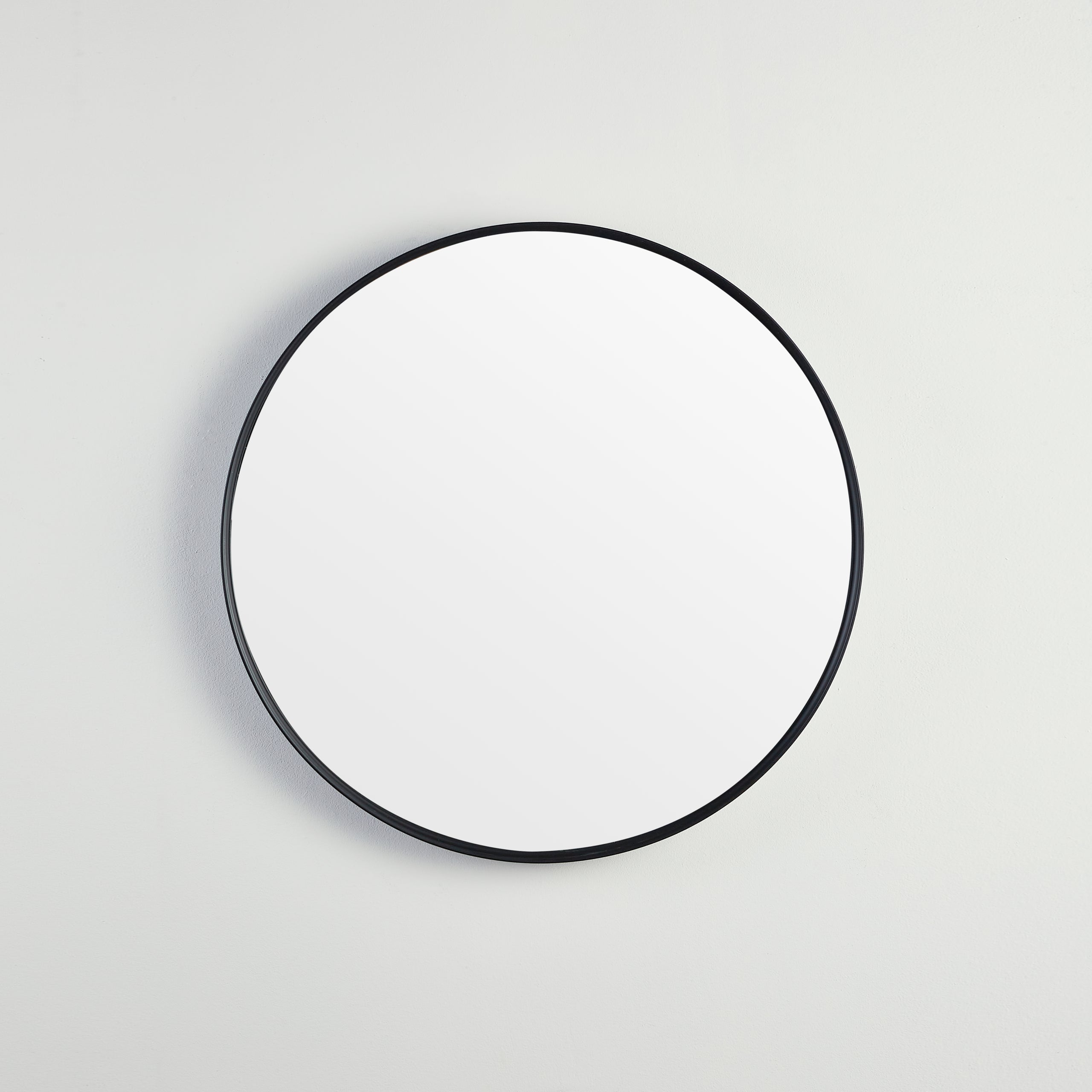 Hot Deal! Poseidon Matte Black Round Framed Mirror in 600/700/800mm Sizes