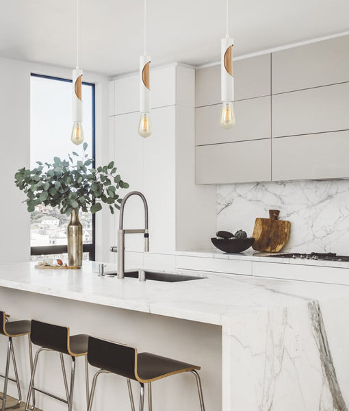 Hot Sale: Interior Iron and Blonde Wood Tube-shaped Pendant Lights for Indoor Use