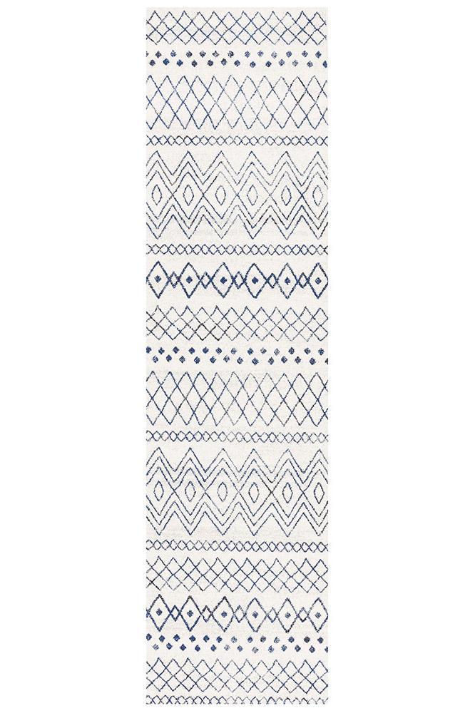 Hot Deal! Oasis Nadia Rustic Tribal Runner Rug in White & Blue