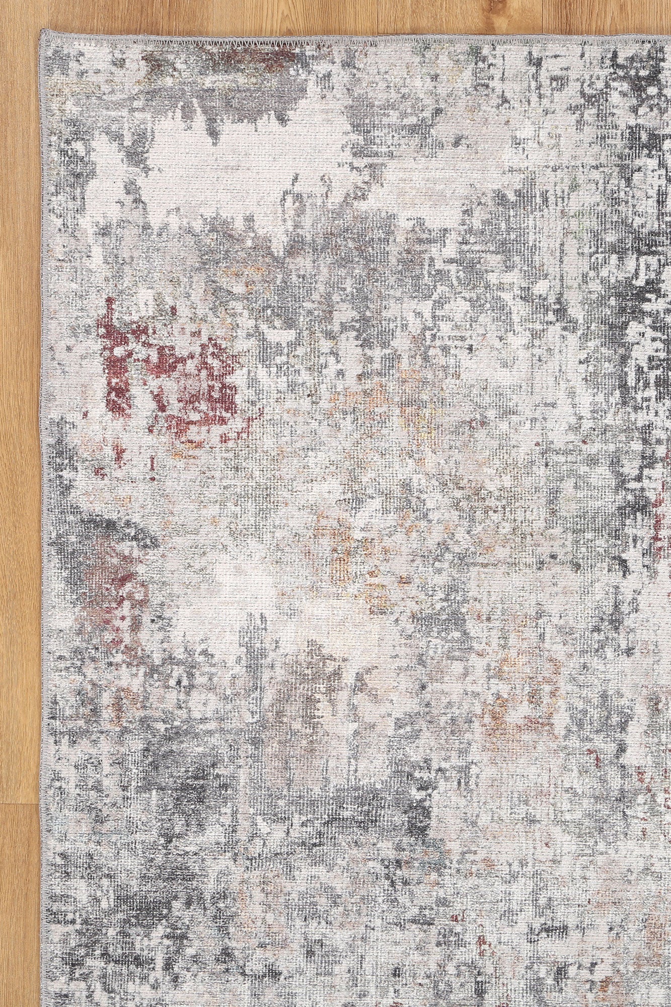 Discount Heritage Amari Washable Rug - Ideal for Families
