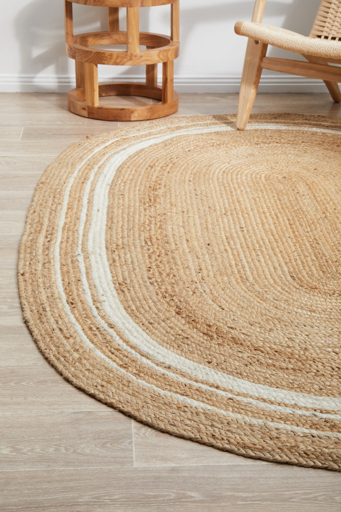 Eco-Friendly Noosa 111 Hand-Braided Natural Oval Jute Rug