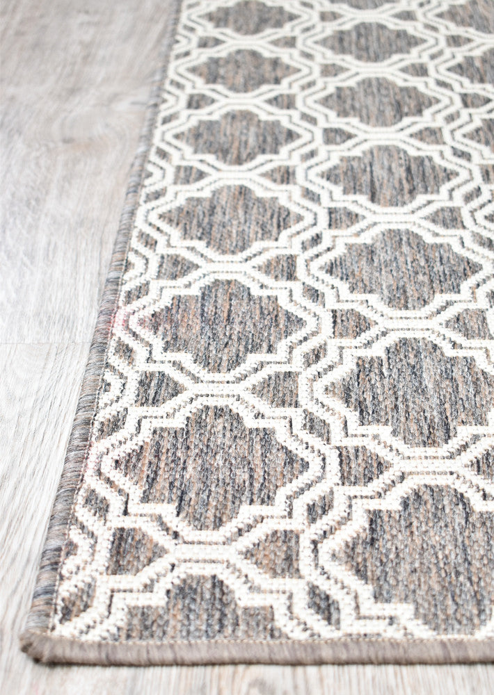 Durable and Washable 9892 - W71E Alaska Beige Polypropylene Rug