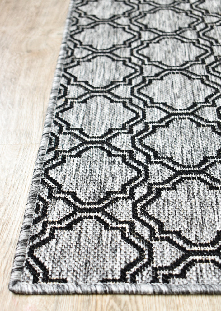 Affordable Alaska Grey Rug - Ideal for Indoors & Outdoors