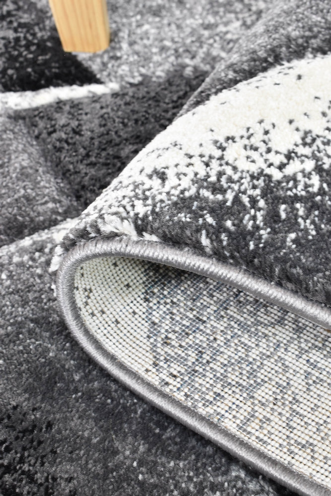 Stylish Novus 54B Rug in Light and Dark Grey Tones