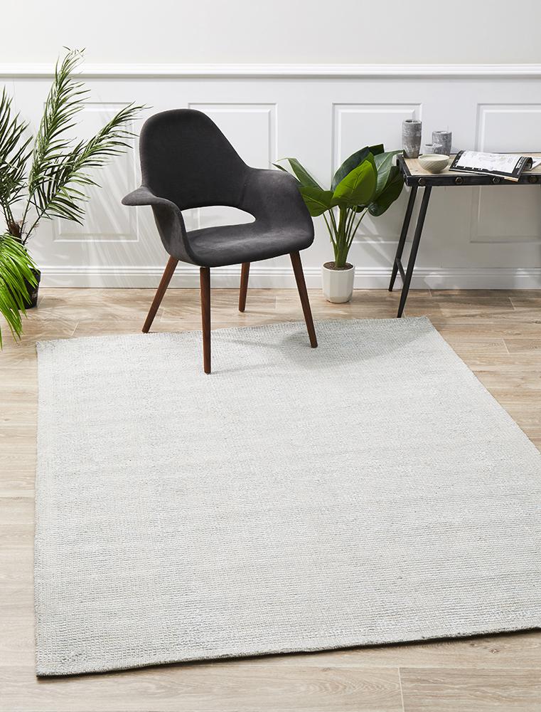 Luxurious Allure Sky Cotton - Rayon Hand - Loomed Rug for Modern Spaces