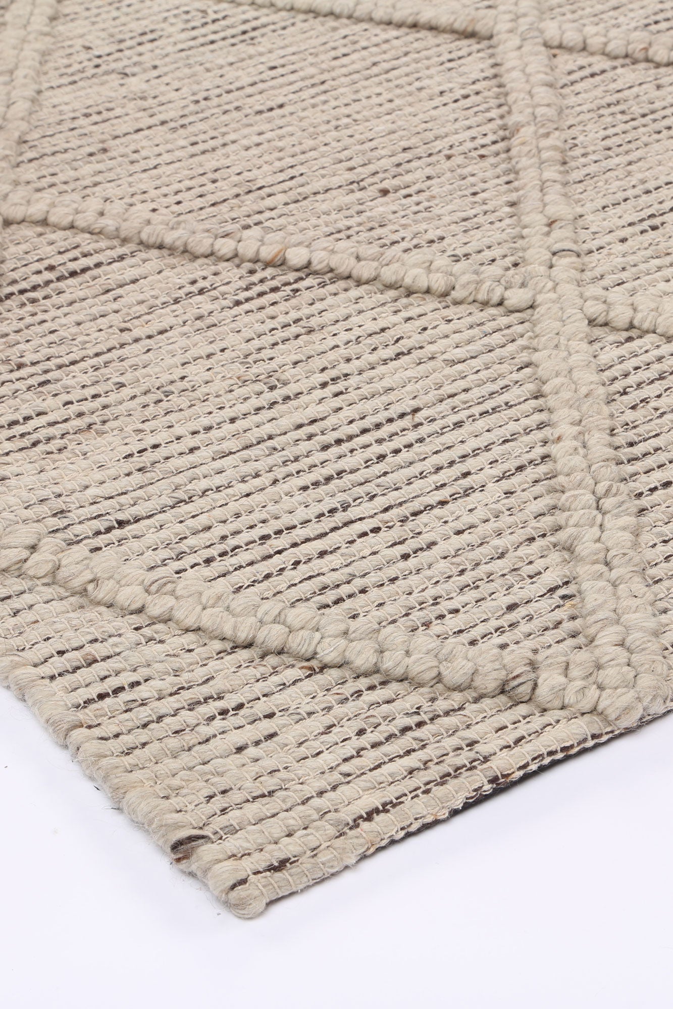 Ash-colored Anjuna Wool Blend Lattice Rug without Tassels