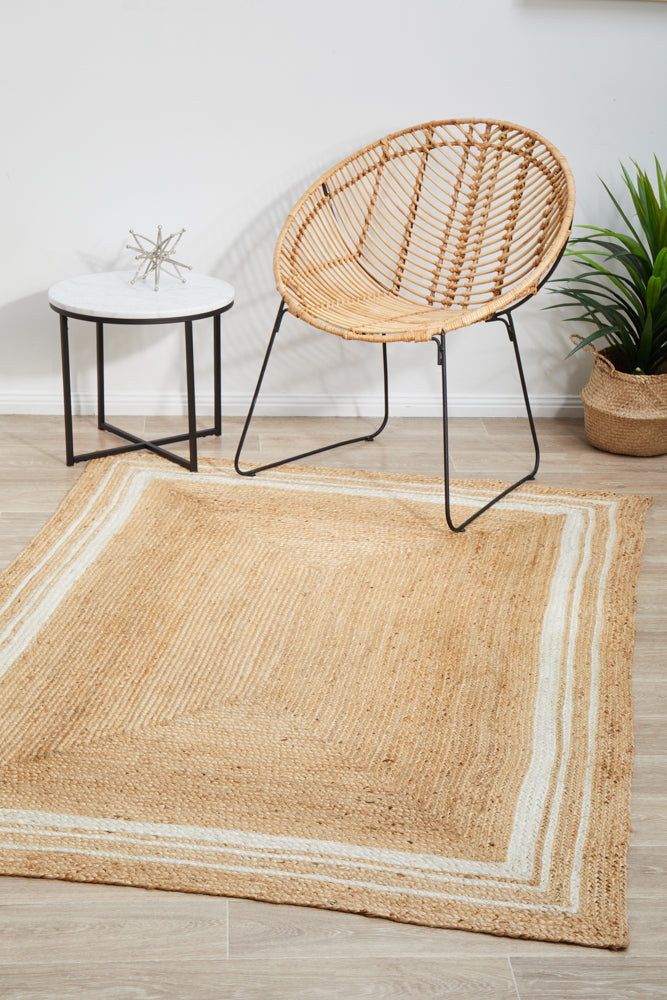 Noosa 111 Hand-Braided Natural Jute Rug with Stylish Designs
