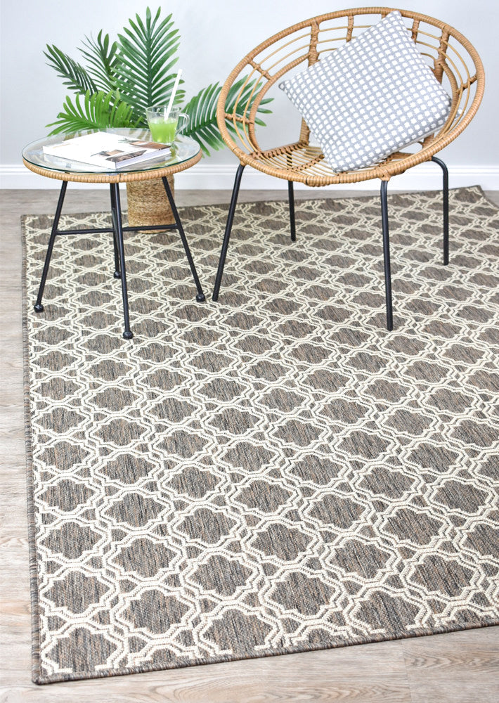 Durable and Washable 9892 - W71E Alaska Beige Polypropylene Rug
