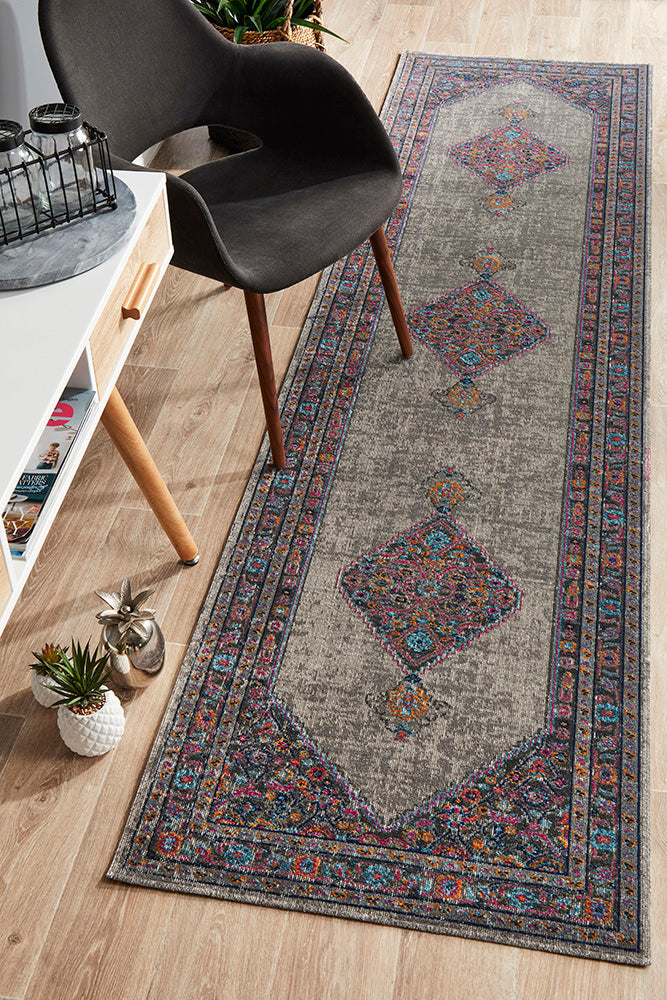 Affordable Vintage-Look Diamond Grey Runner Rug
