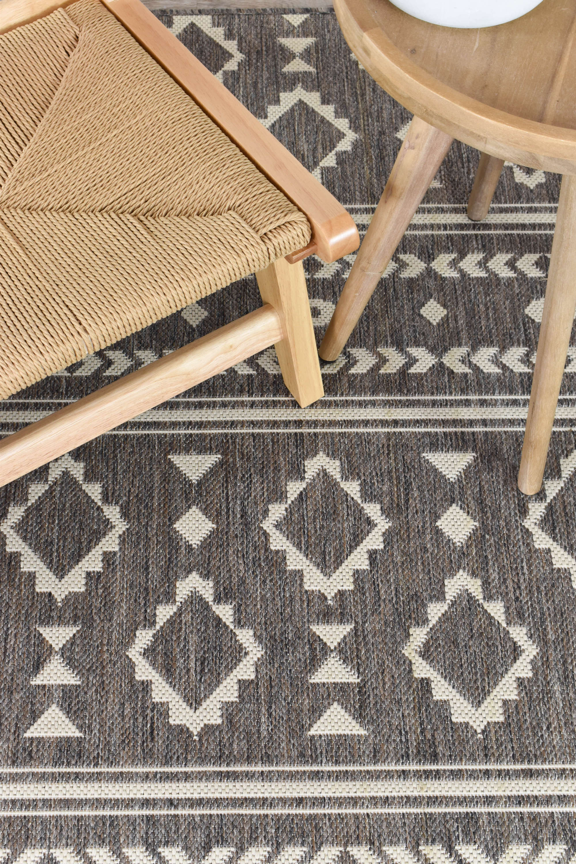 Affordable Alaska Brown Washable Rug - Ideal for Indoors & Outdoors