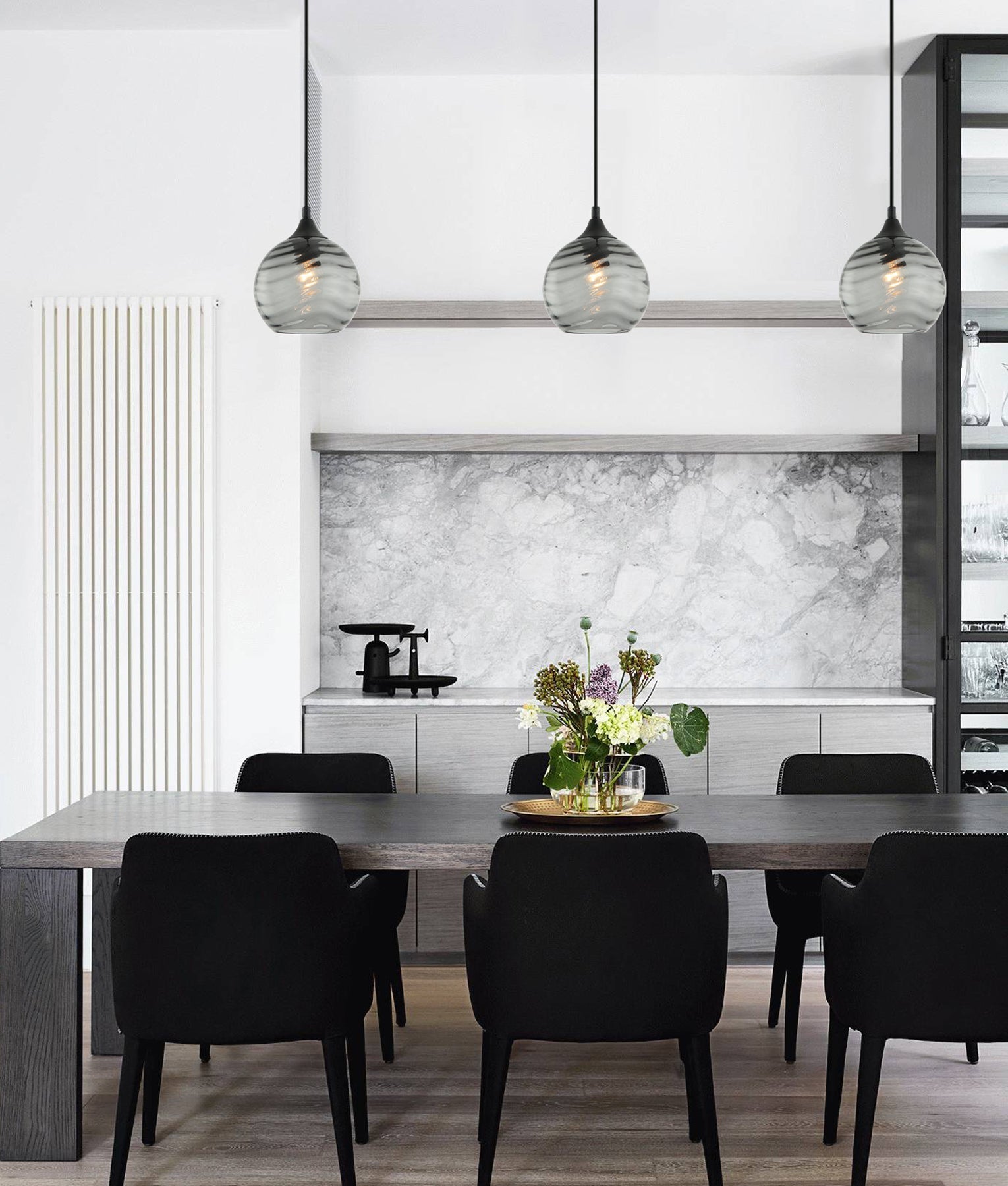 Modern Retro MARBRE: Wavy Wine Glass-Shaped Interior Single Pendant Lights