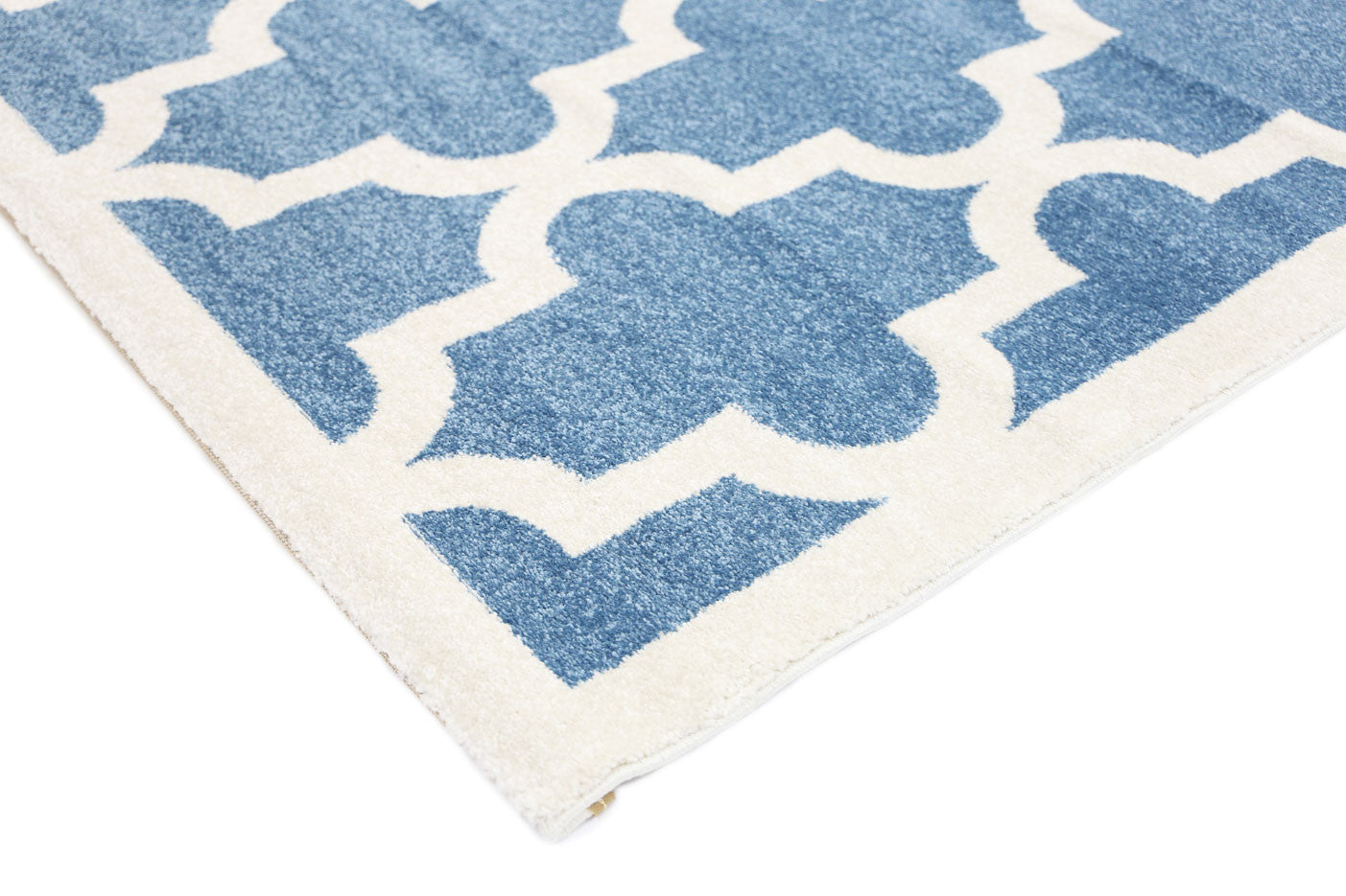 Piccolo Kids Rug with Blue and White Lattice Pattern for Endless Fun