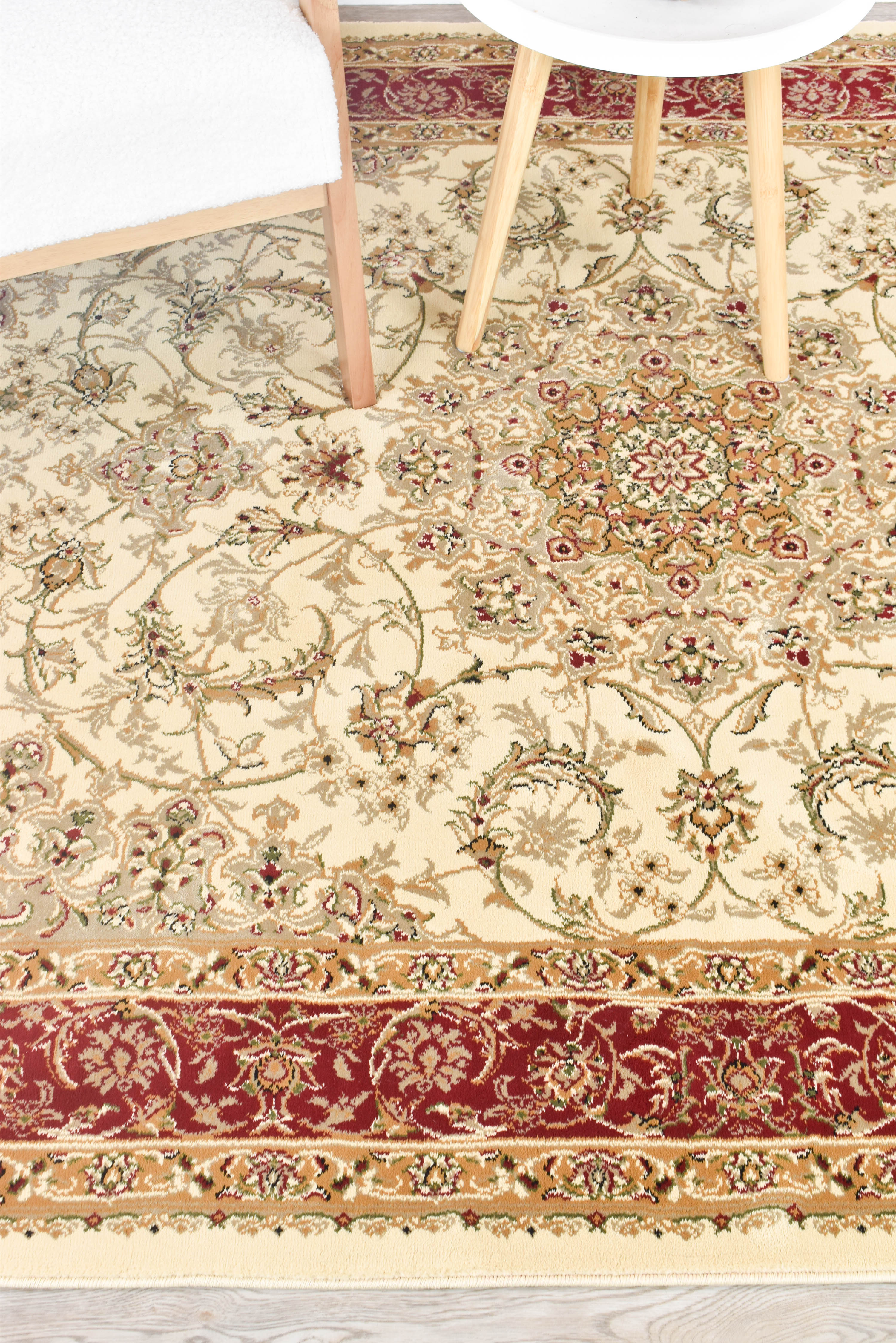 Exquisite Red Granada 15 High - Density Cream Rug