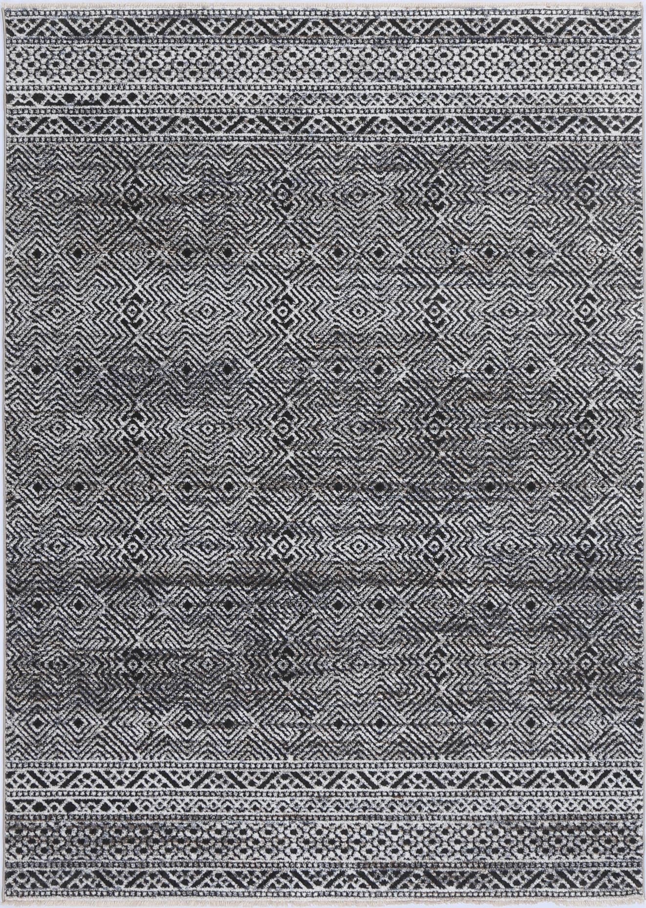 Hot Sale! Annapolis Soft Tribal Rug in Zaranj Charcoal Color for Any Room