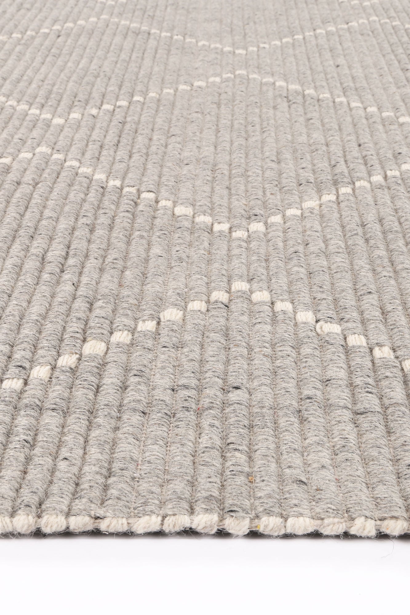 Exclusive Anjuna Grey Wool Blend Zig - Zag Rug for Your Cozy Home