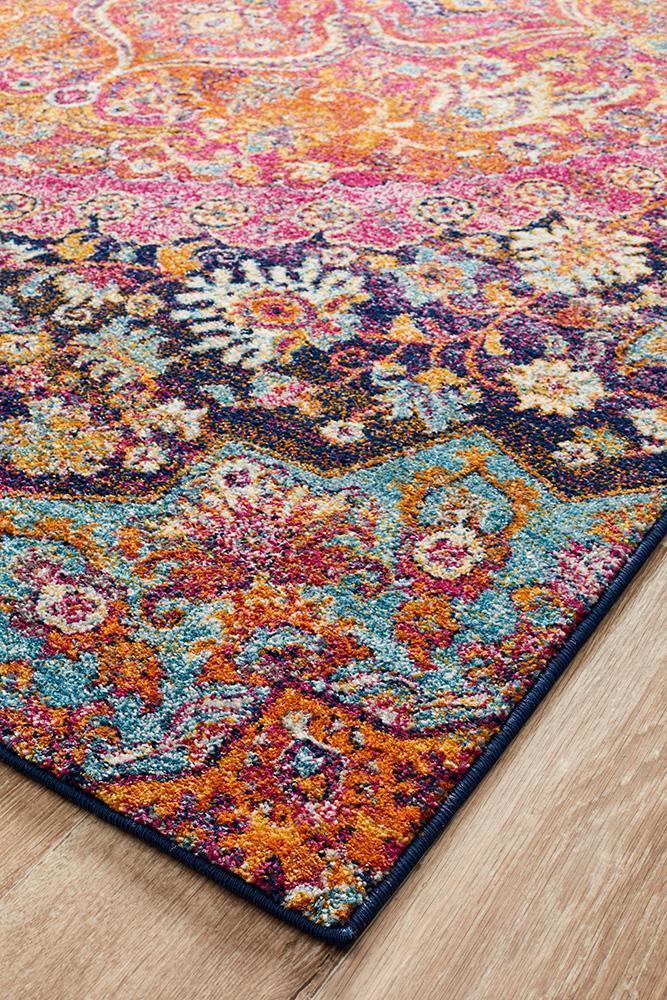Preston Museum Multicolored Power-Loomed Polypropylene Rug