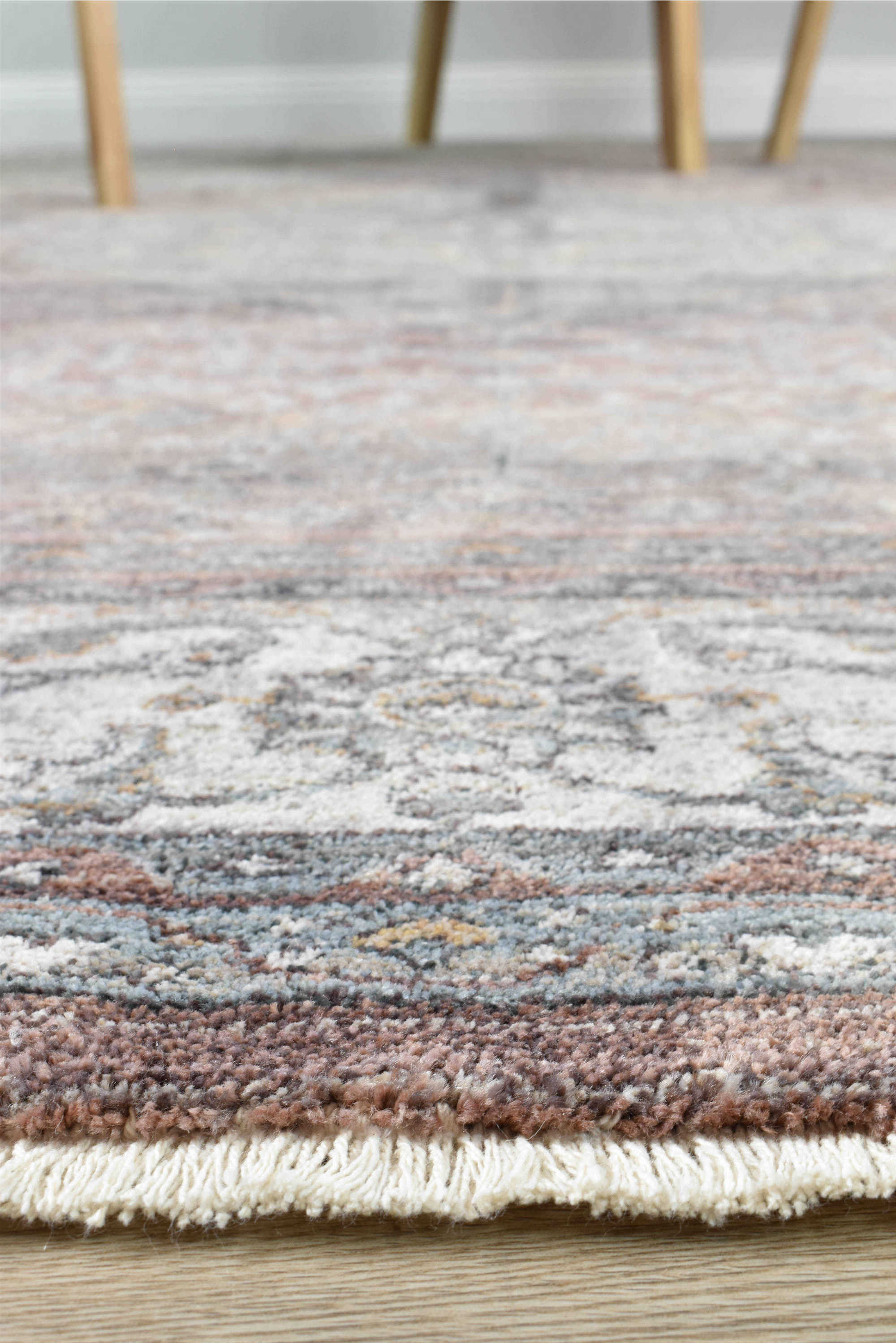 Exclusive Novara Legacy Rose Rug - Soft Pink, Ideal for Home Decor