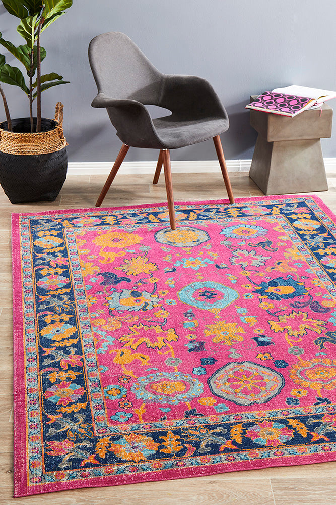 Pink Vintage-Look Eternal Whisper Corners Power-Loomed Rug