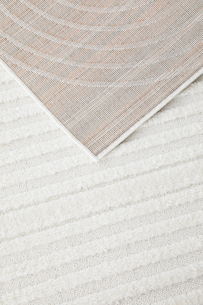 Get This Stylish Mid - Century Inspired Polypropylene Power Loomed Lotus Carl White Rug Now