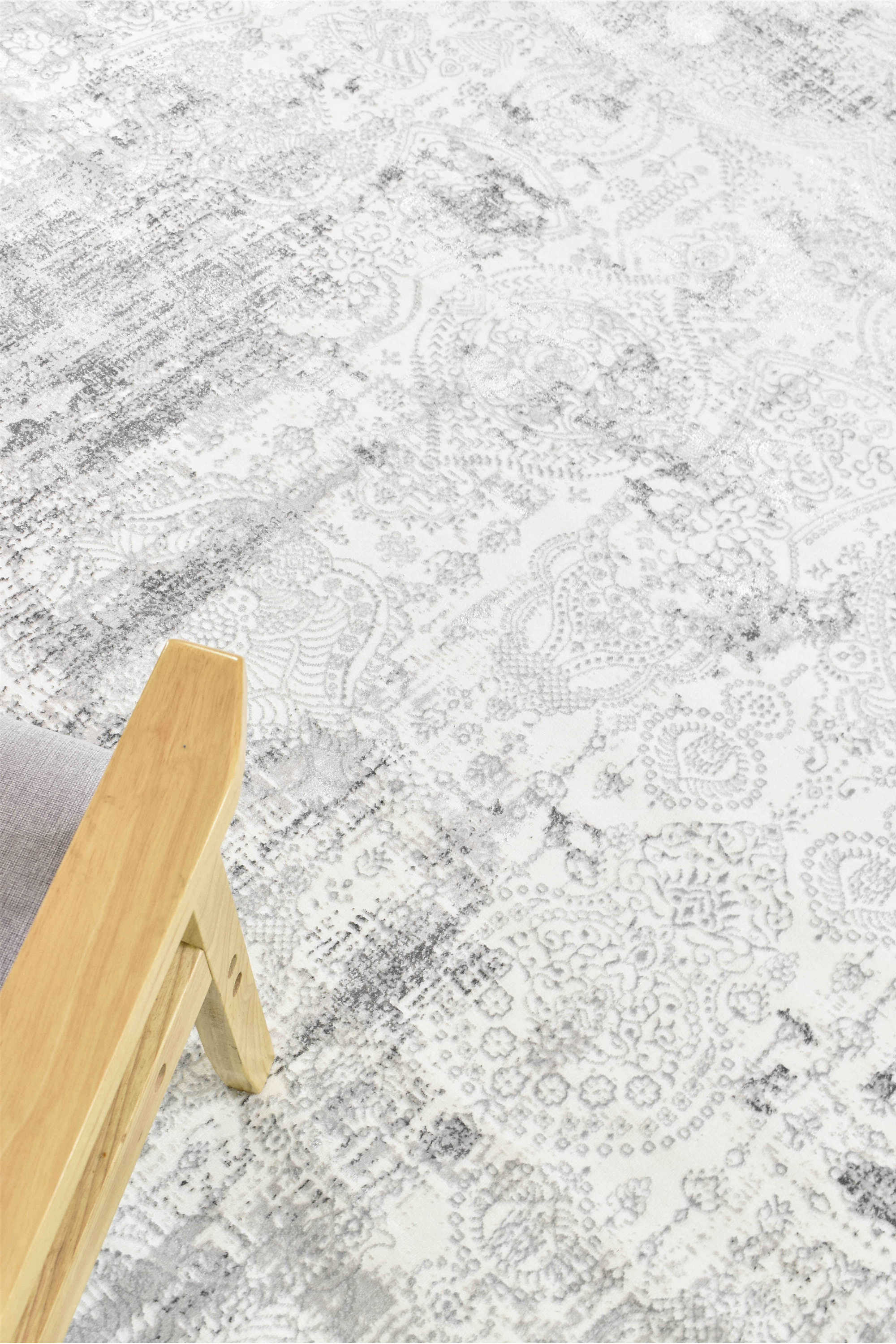 Harmonia 27084A Beige Polypropylene Rug with Soft Pile and Silky Sheen