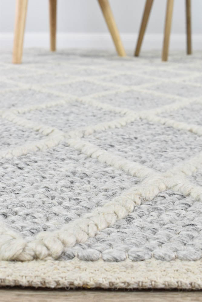 Grey Lyon Wool Rug - Timeless & Luxury