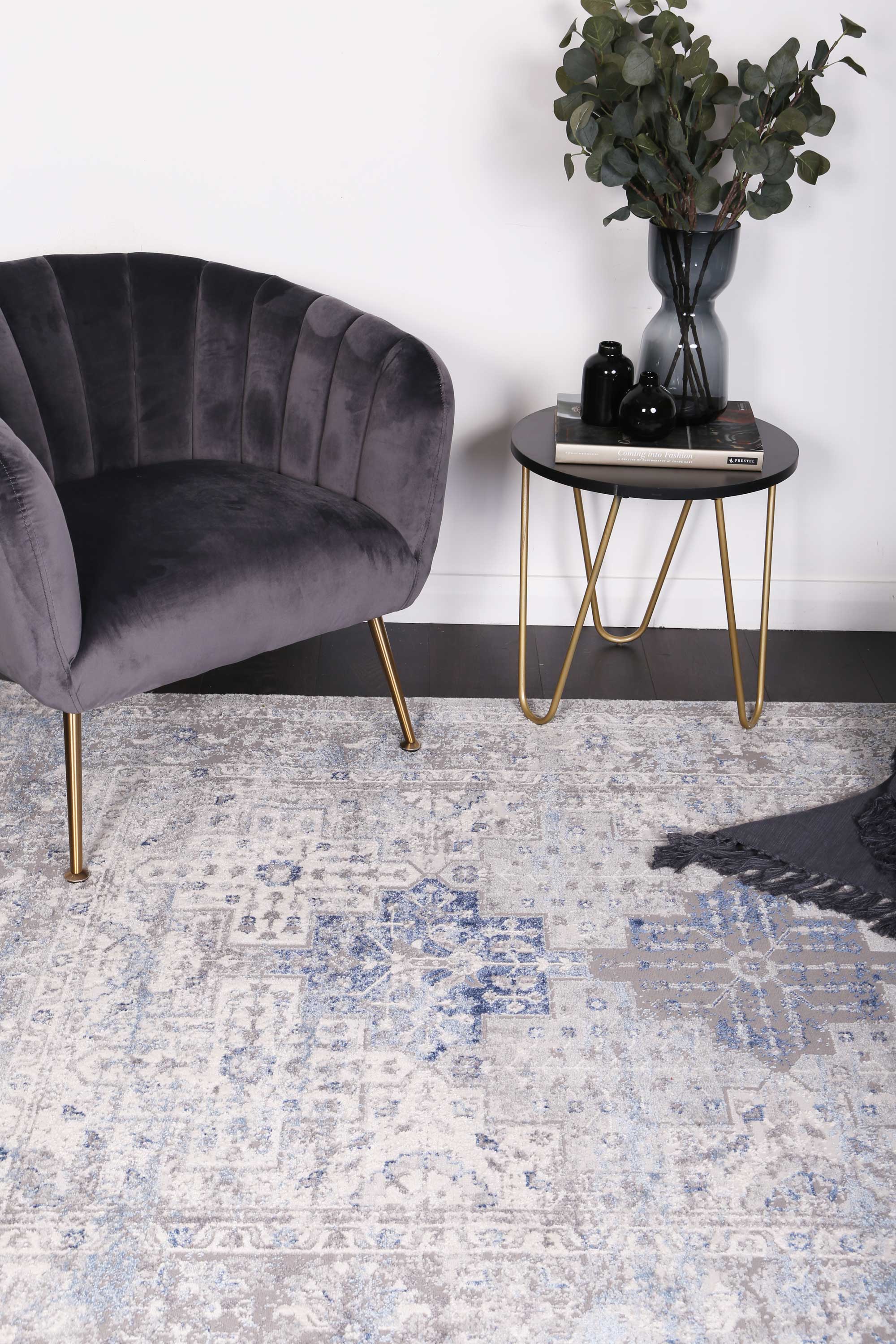 Navy Blue Amelia Oriental Rug with Trendy Abstract Designs