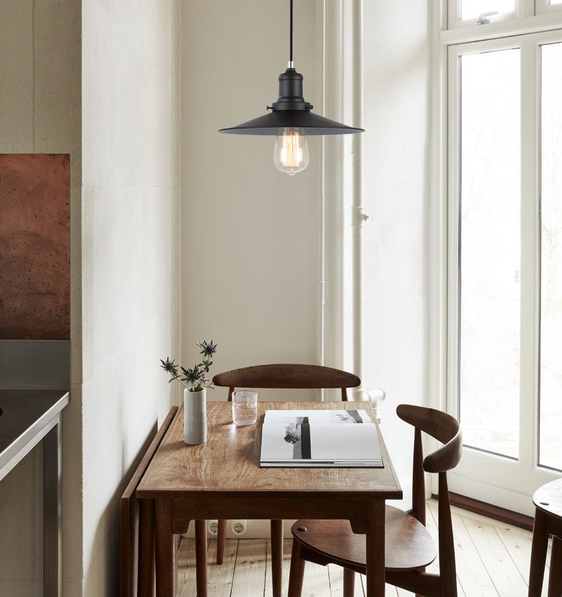 PIATTO Industrial-Style Black Coolie Single Pendant Lights for Interior