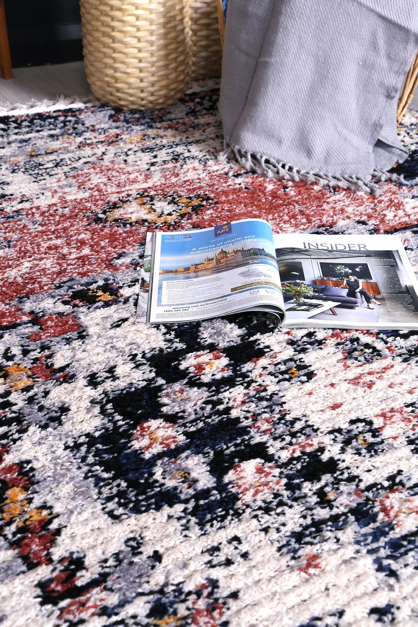 Myk Collection 100% Polypropylene Multi Oriental Indoor Rug with Geometric Pattern