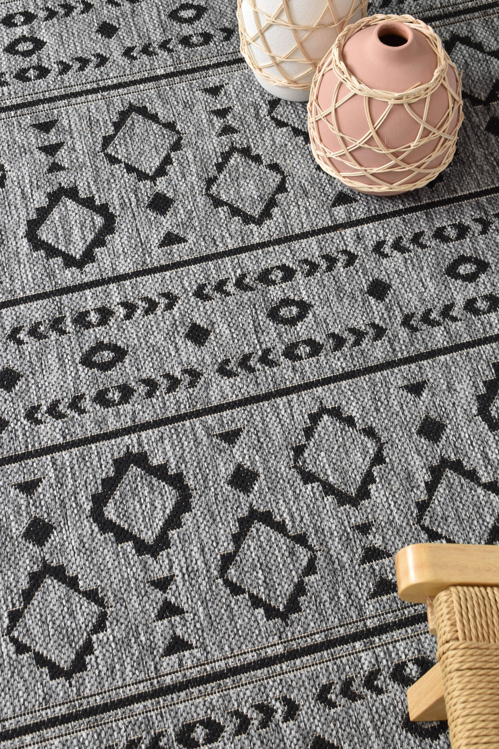 Affordable Alaska Runner Rug in Dark Grey for Indoor & Outdoor Use