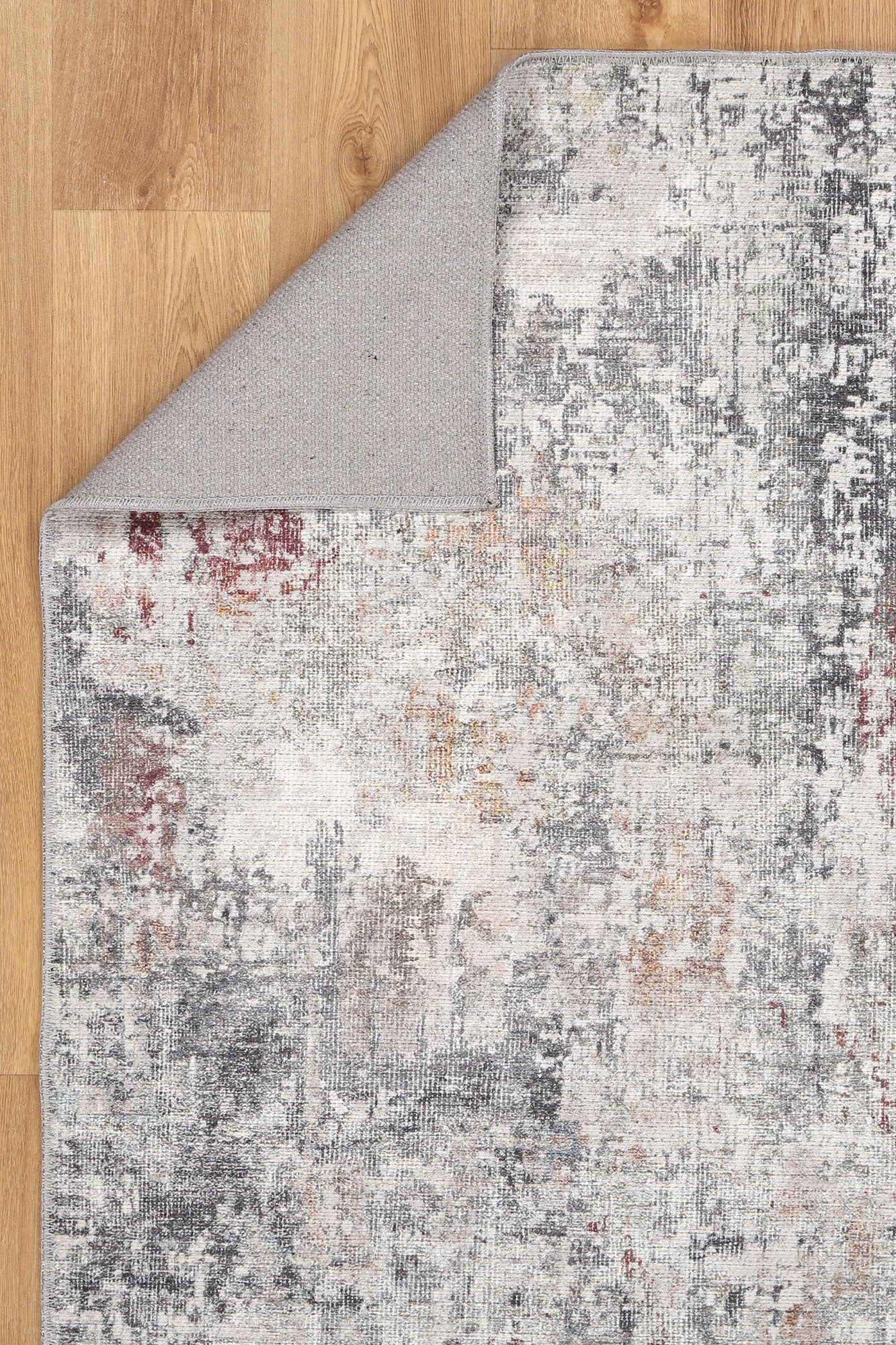 Discount Heritage Amari Washable Rug - Ideal for Families