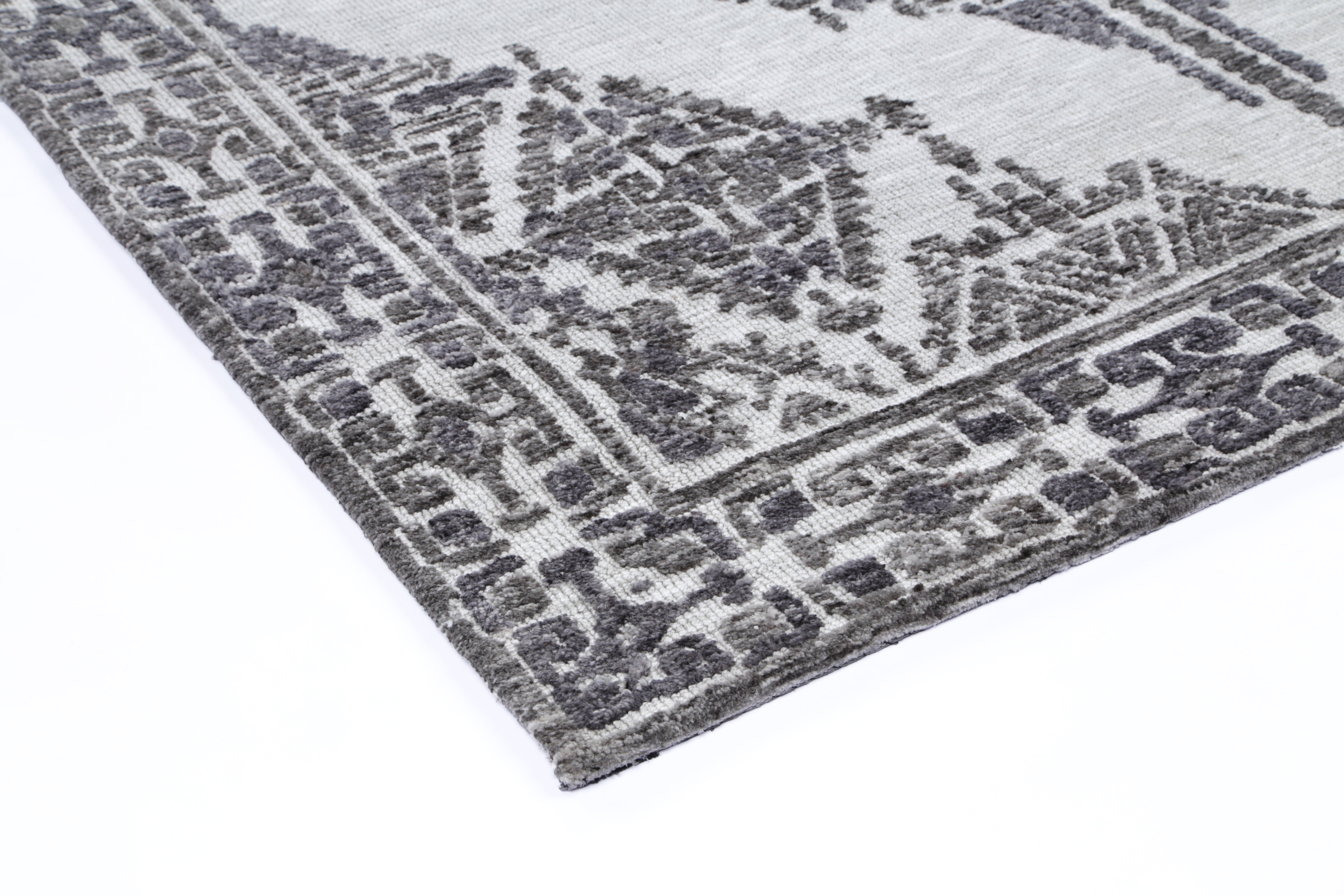 Soft and Durable Ambarsar Beas Grey Cotton-Polyester Blend Rug