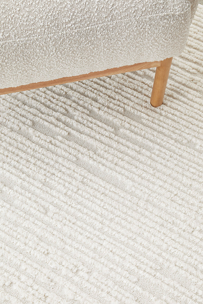 Exclusive Marigold Suri White Power Loomed Polypropylene Rug for a Cozy Living Space