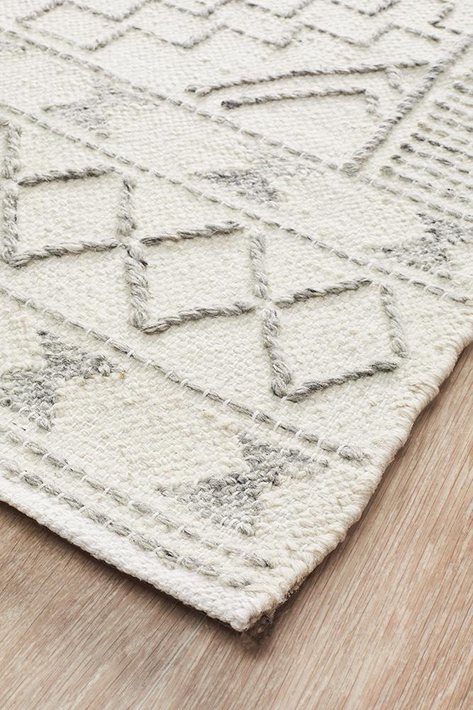 Ivory Hudson 802 - 100% Wool Flat - Woven Rug