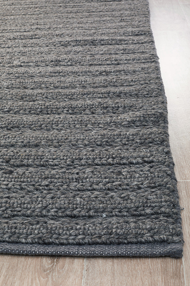 Soft and Plush Harvest 801 Charcoal Hand-Woven Wool Viscose Rug