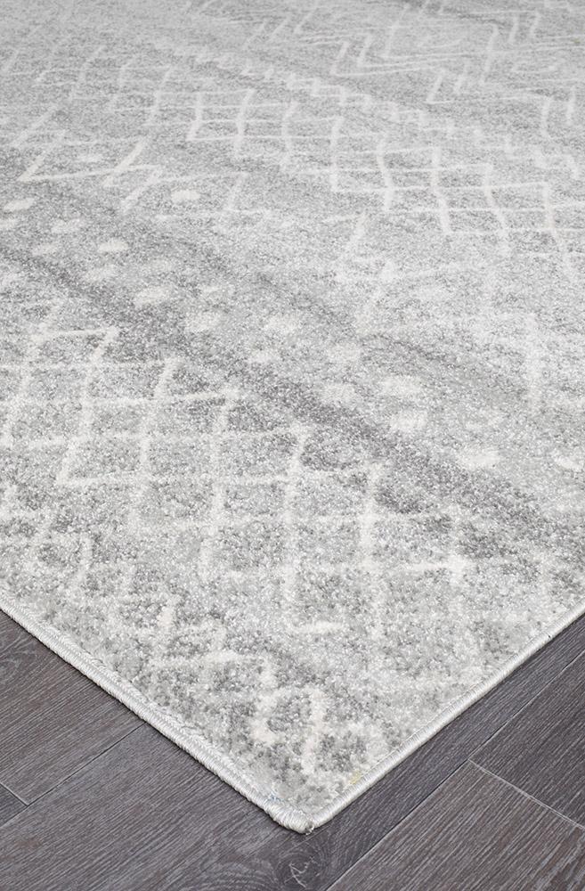 Hot Deal! Oasis Nadia Grey Tribal Runner Rug