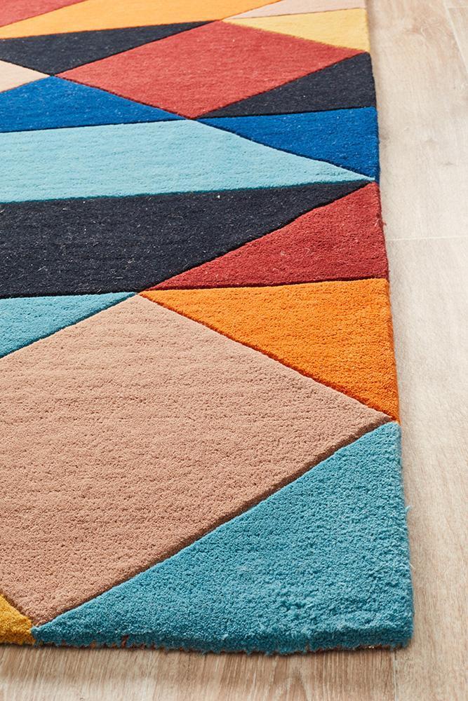Sunset-Inspired 904 Matrix Rug Crafted from Pure Wool
