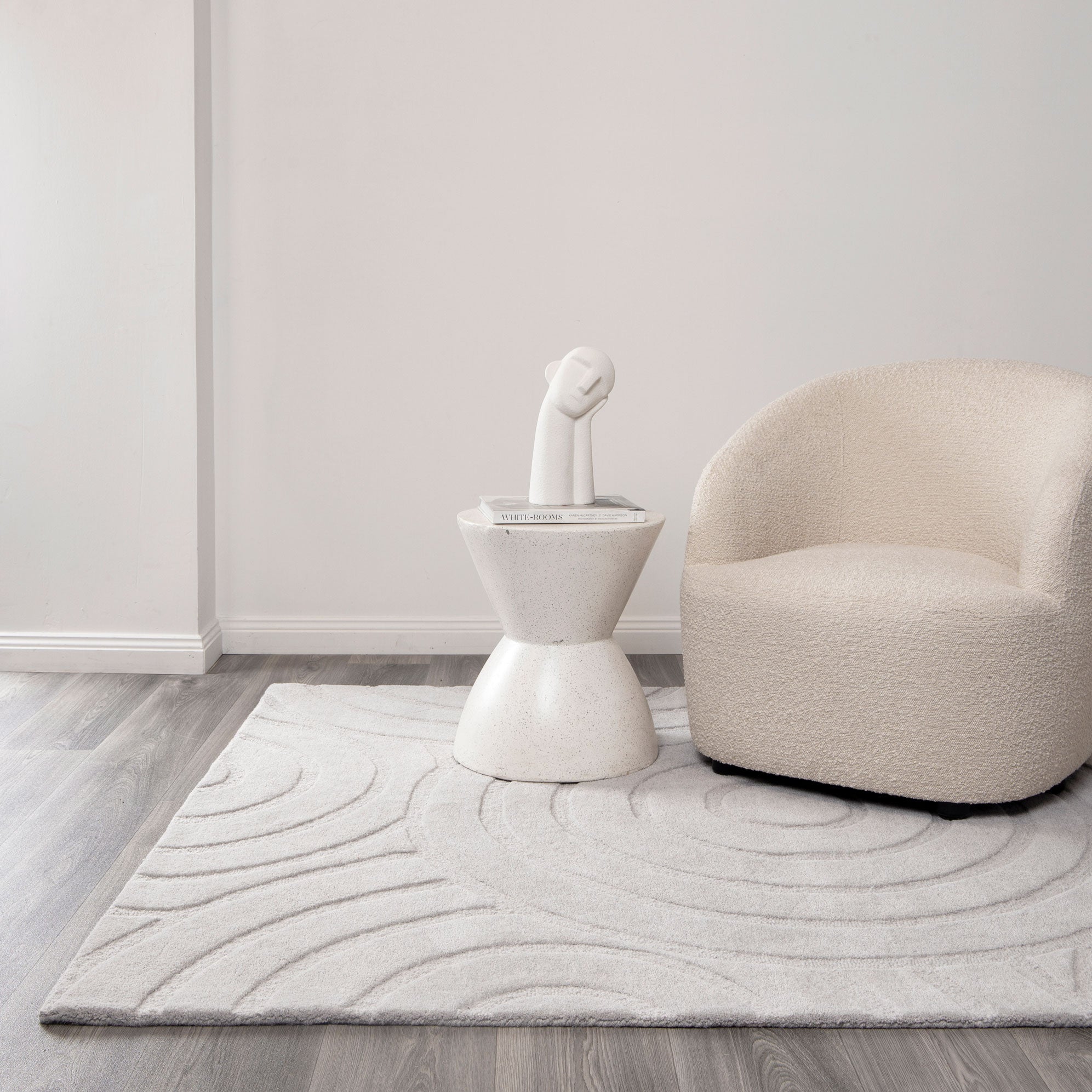 Light Grey Ellipse Hand - Tufted 100% Wool Rug by Les Nomades