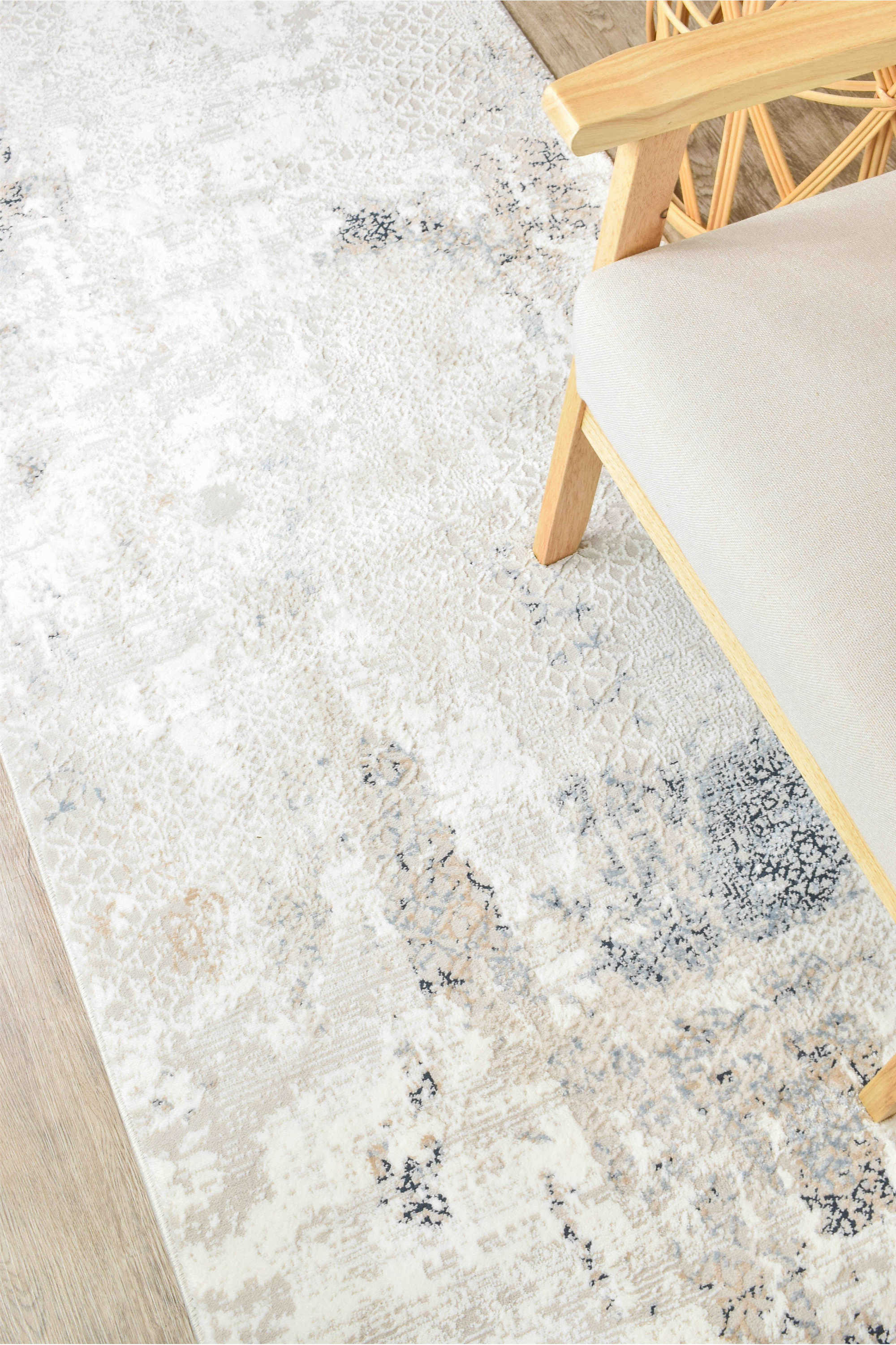 Exclusive Dove Grey Runner Rug - Granada 23644A, Ideal for Any Home Decor