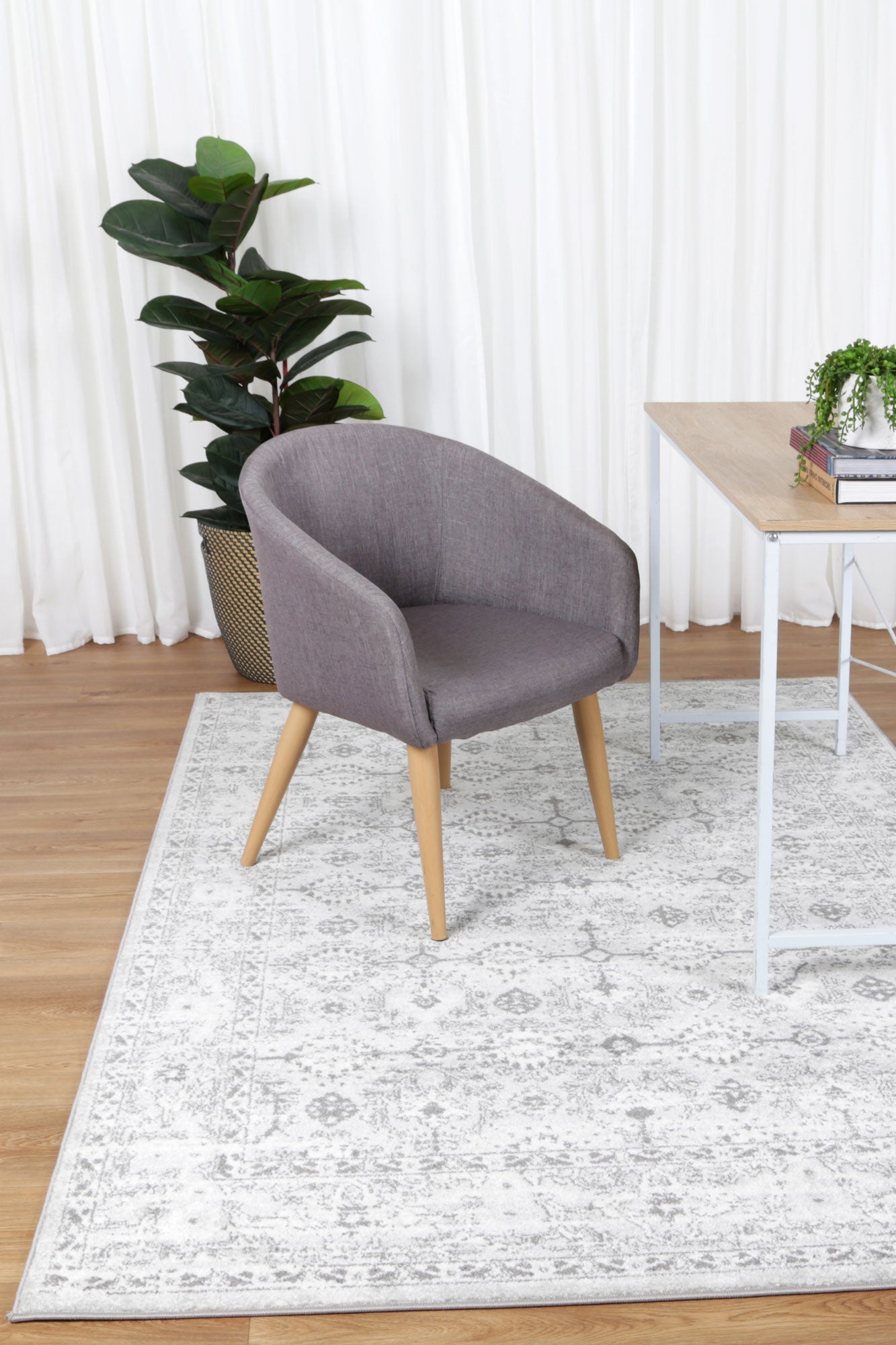 Stylish Grey and White Ancient-Style Ligures Rug for Modern Spaces