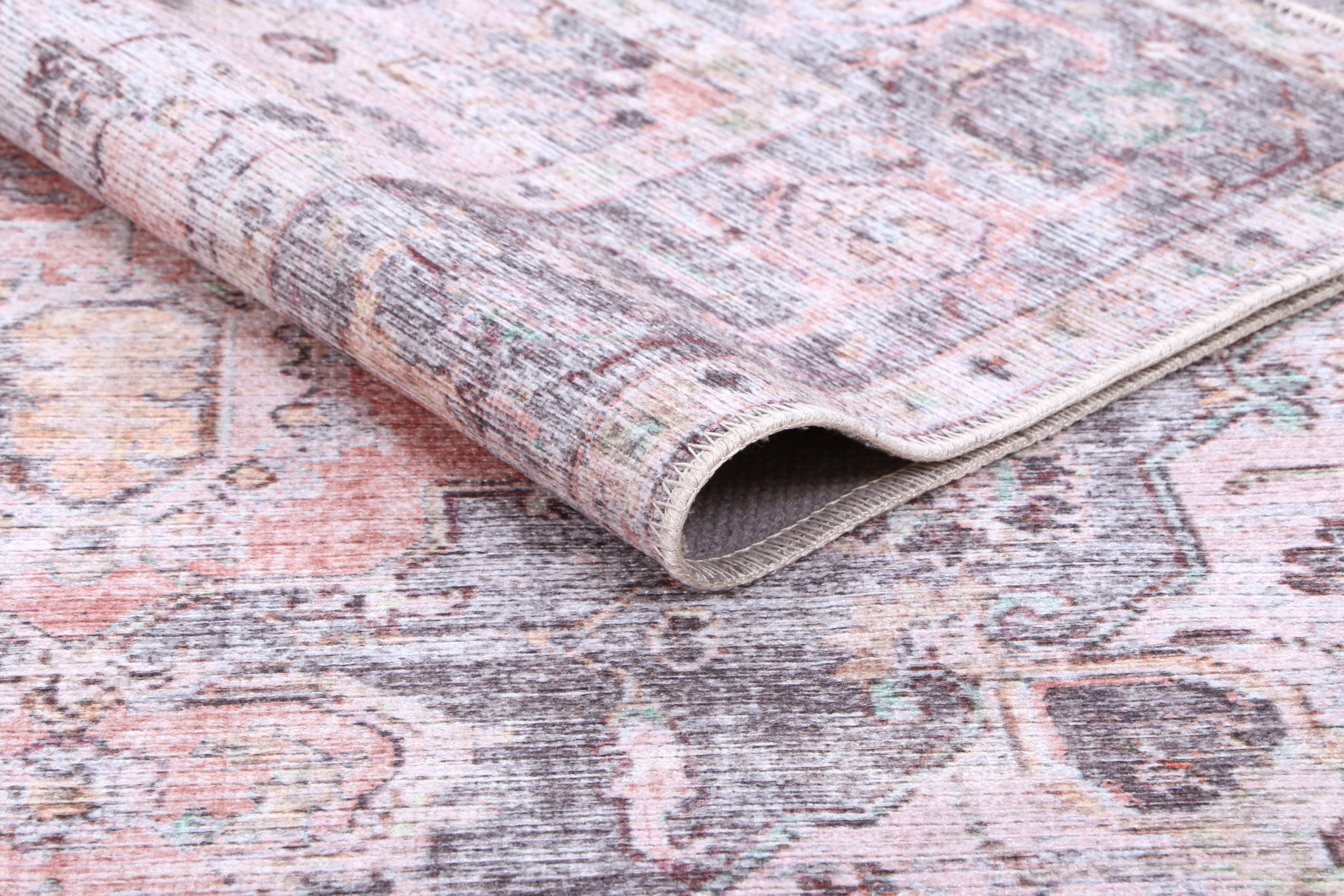 Exclusive Heritage Eira Washable Rug - Ideal for Busy Homes