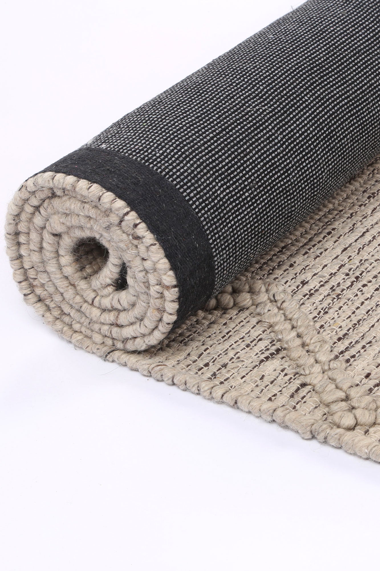 Hot Deal! Anjuna Ash-colored Wool Blend Aztec Rug without Tassel for Your Home